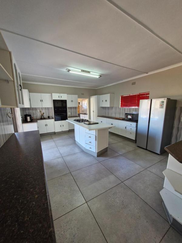 4 Bedroom Property for Sale in Vryburg North West